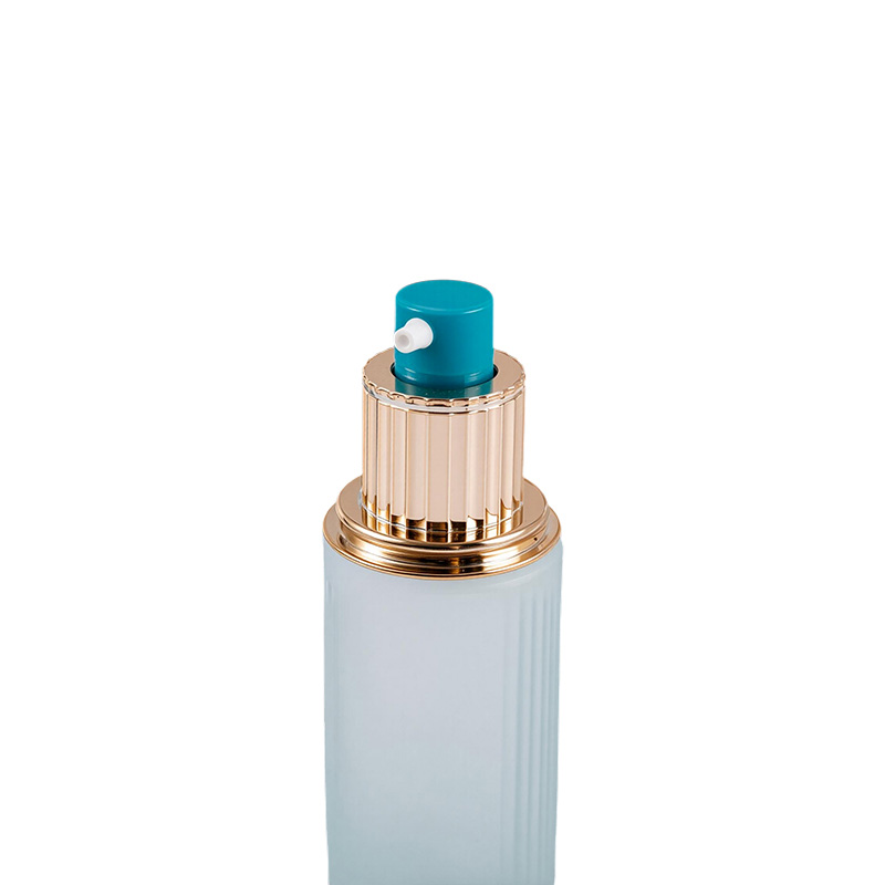 Pompa a spruzzo con elemento pompa a molla incorporato Pompa a spruzzo con elemento pompa a molla incorporato